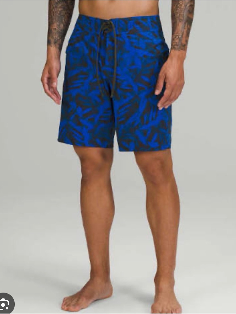 Lululemon Men’s “Current” Boardshort 9” Inseam (Waist 32) *SOLD OUT AT LULU*